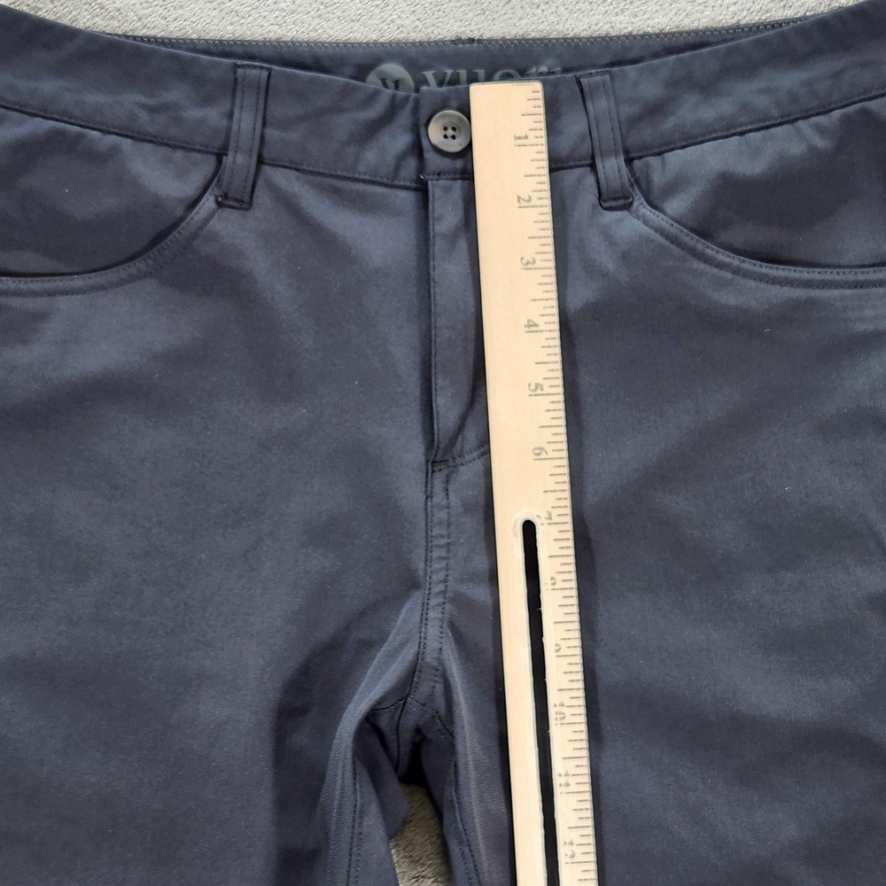 Vuori Pants Mens 30x32 Gray Slim Fit Performance Tech Chino Travel Casual Wear - Picture 15 of 16